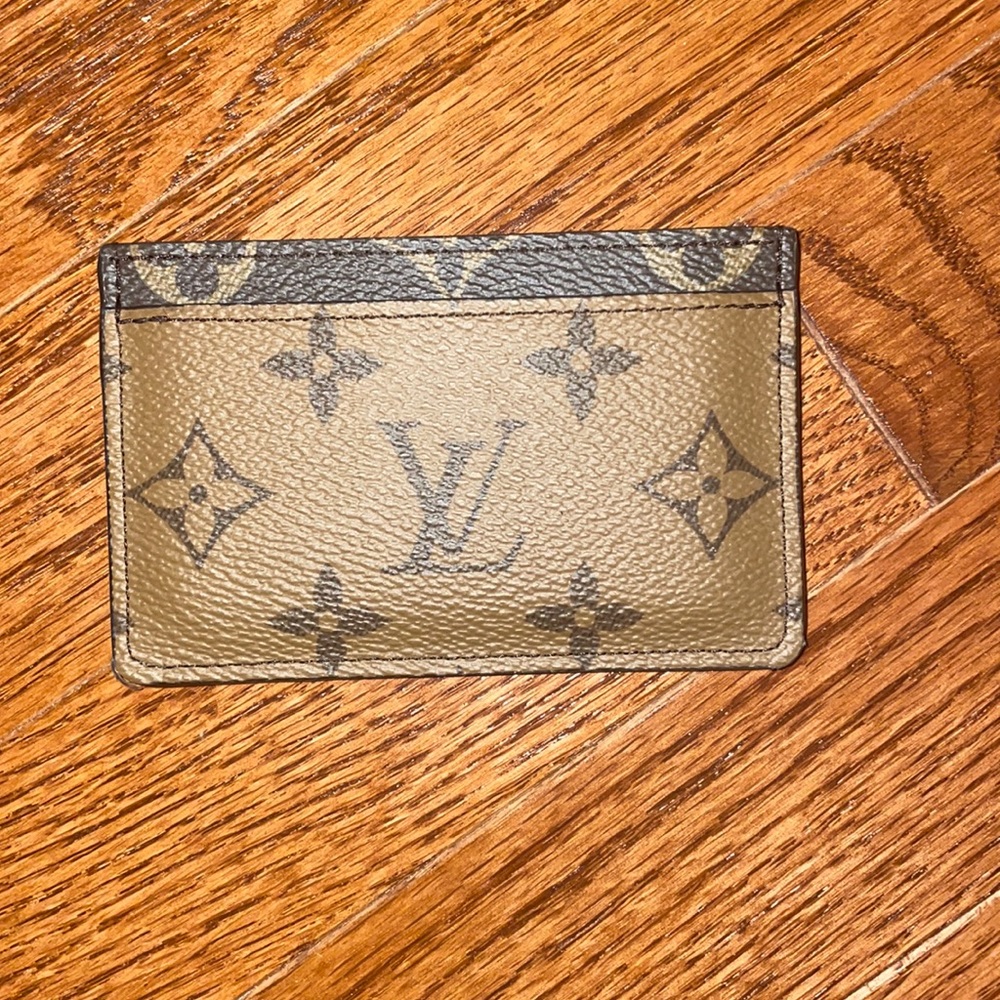 Louis Vuitton cardholder